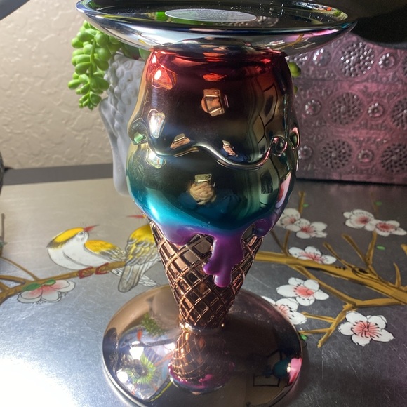 Bath and Bodyworks Three Wick Candle Holder Ice Cream Cone Super cute - Picture 4 of 5